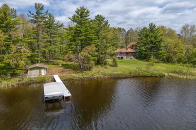 Spider Lake (M) house picture