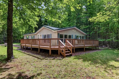 Picture 1 - Cochran Lake (LDF) Property N16379 Cys Dr