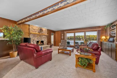 River Property Property 1084 Vlach Rd Photo 2