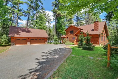 Fourmile Lake house picture