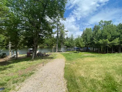 River Property Property 741 River Edge Photo 2