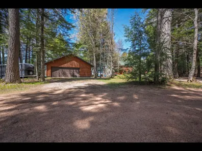 Amber Lake Property 13738 Chrissie Ln Photo 2