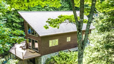 McCullough Lake house picture
