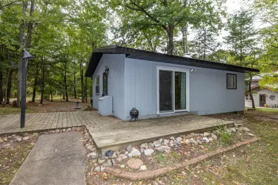 Lake Seventeen Property 6550 Hideaway Ln Photo 2