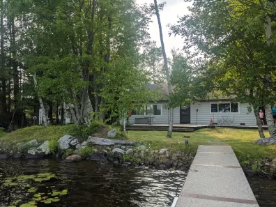 Solberg Lake house picture