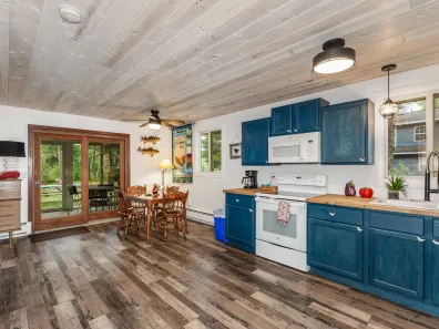 River Property Property 1378 Bluebird Ln Photo 2