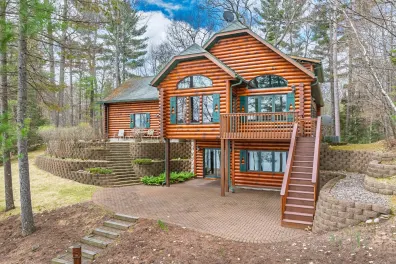 Carpenter Lake house picture