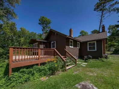 High Lake house picture