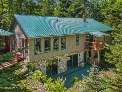 Annabelle Lake house picture