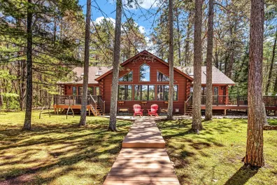 Fawn Lake house picture
