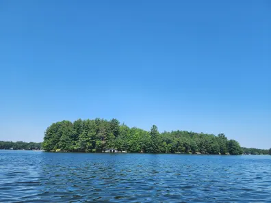 Kawaguesaga Lake house picture