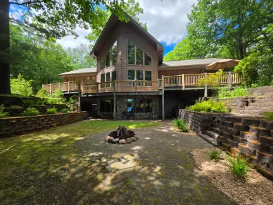 Manson Lake house picture