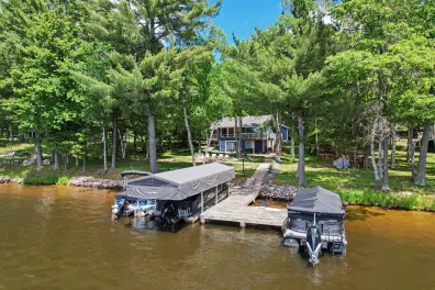 Yellow Birch Lake house picture
