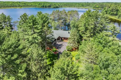 Verna Lake house picture