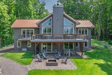 Little Presque Isle house picture
