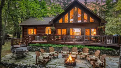 Minocqua Lake house picture