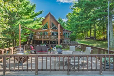Bridge Lake house picture