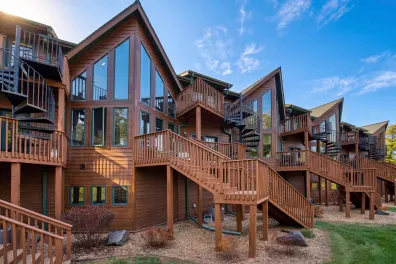 Duck Lake house picture
