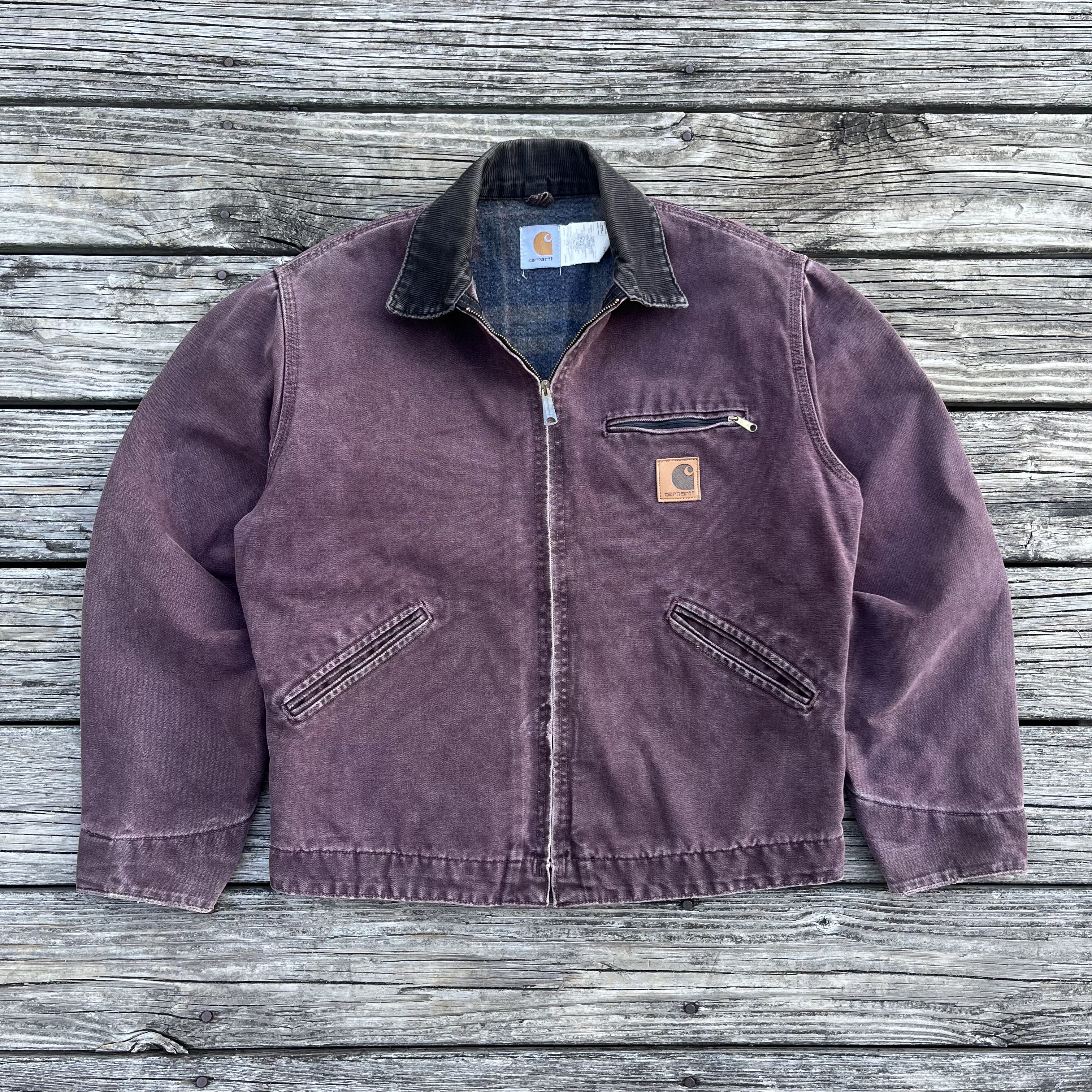 J43 - Sandstone Duck Detroit