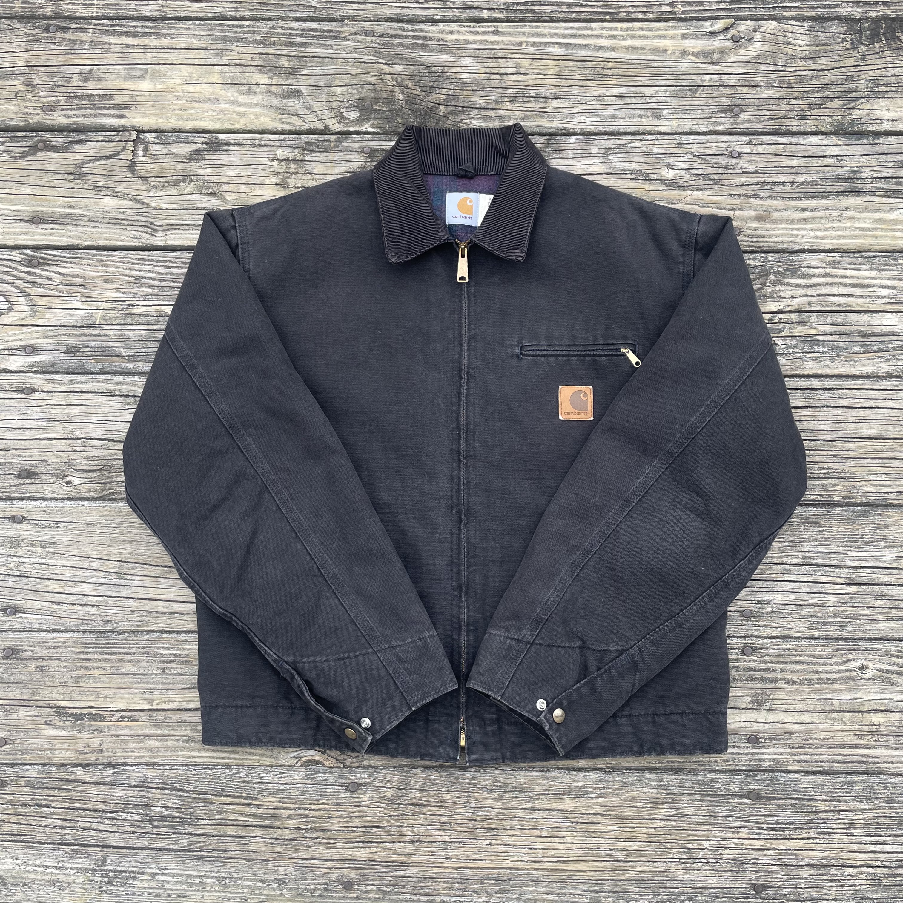 J43 - Sandstone Duck Detroit
