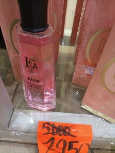 eau-de parfum isa paris -dovv bastos-5ff82faa88aad90008eff8a5