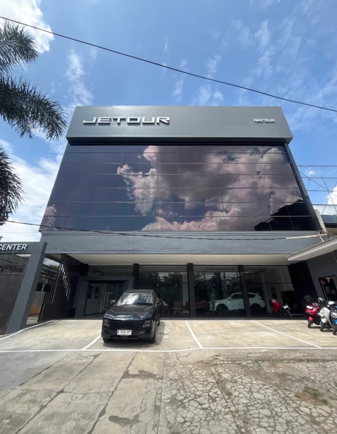 Dealer resmi Jetour