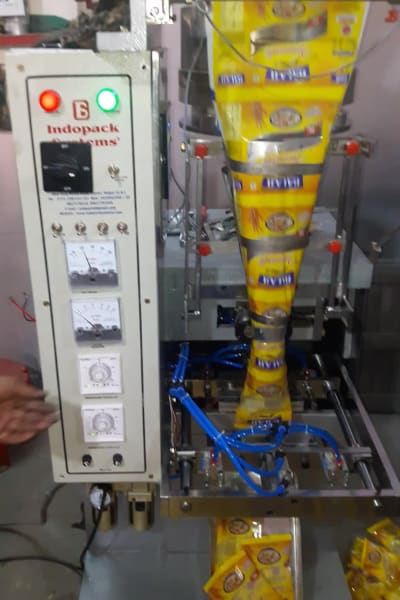 Automatic Liquid Filling Line