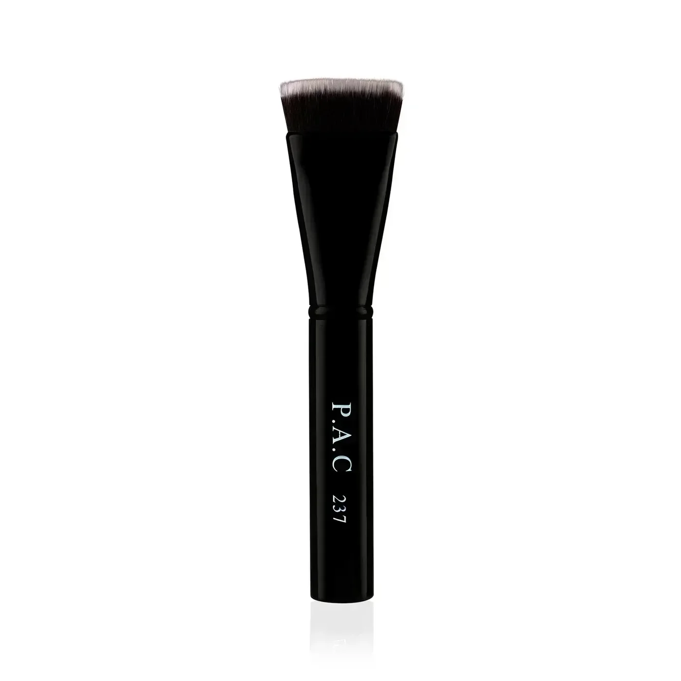 Contouring Brush 237