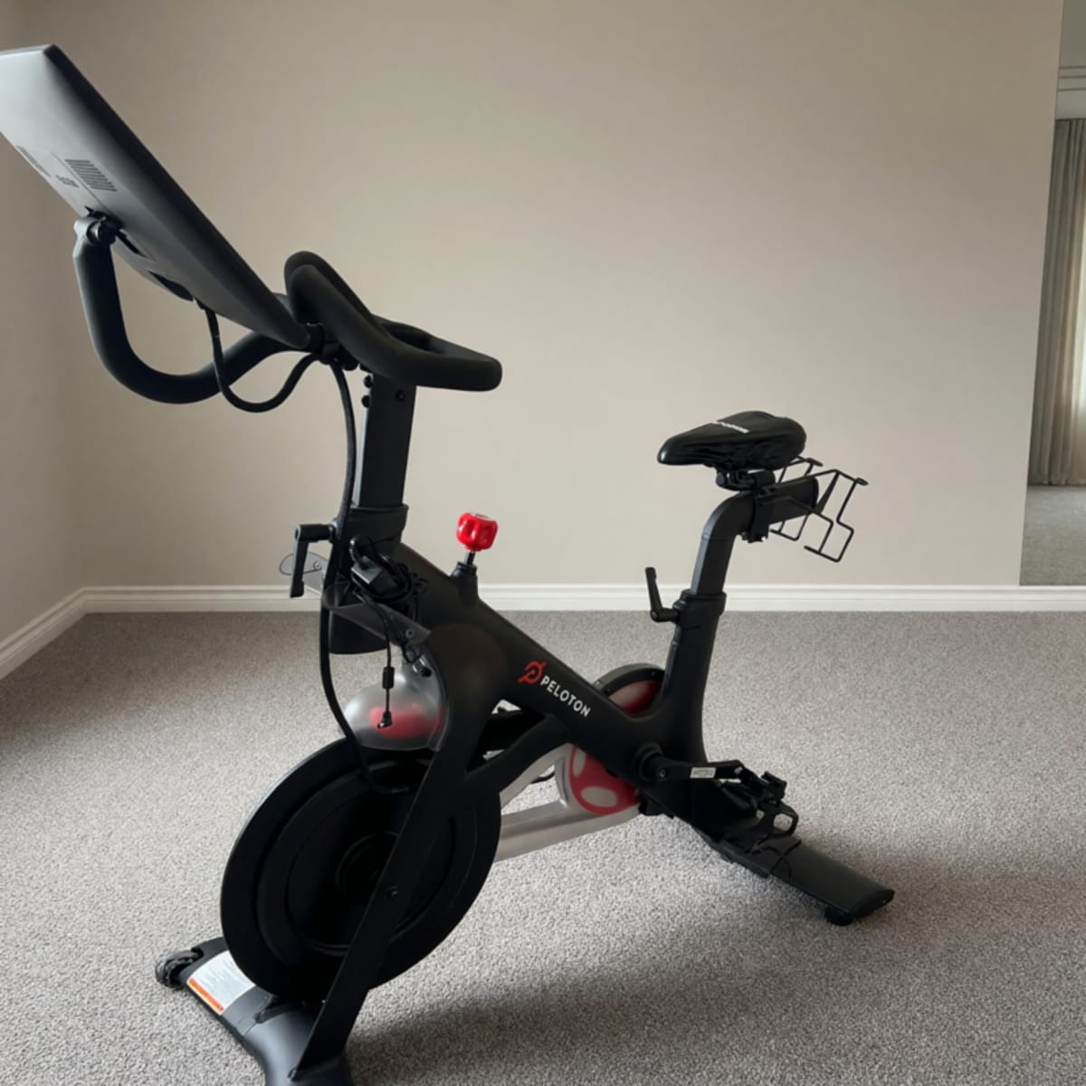 Like-New 2021 Peloton Bike 2nd Gen, 3 Rides, Toledo