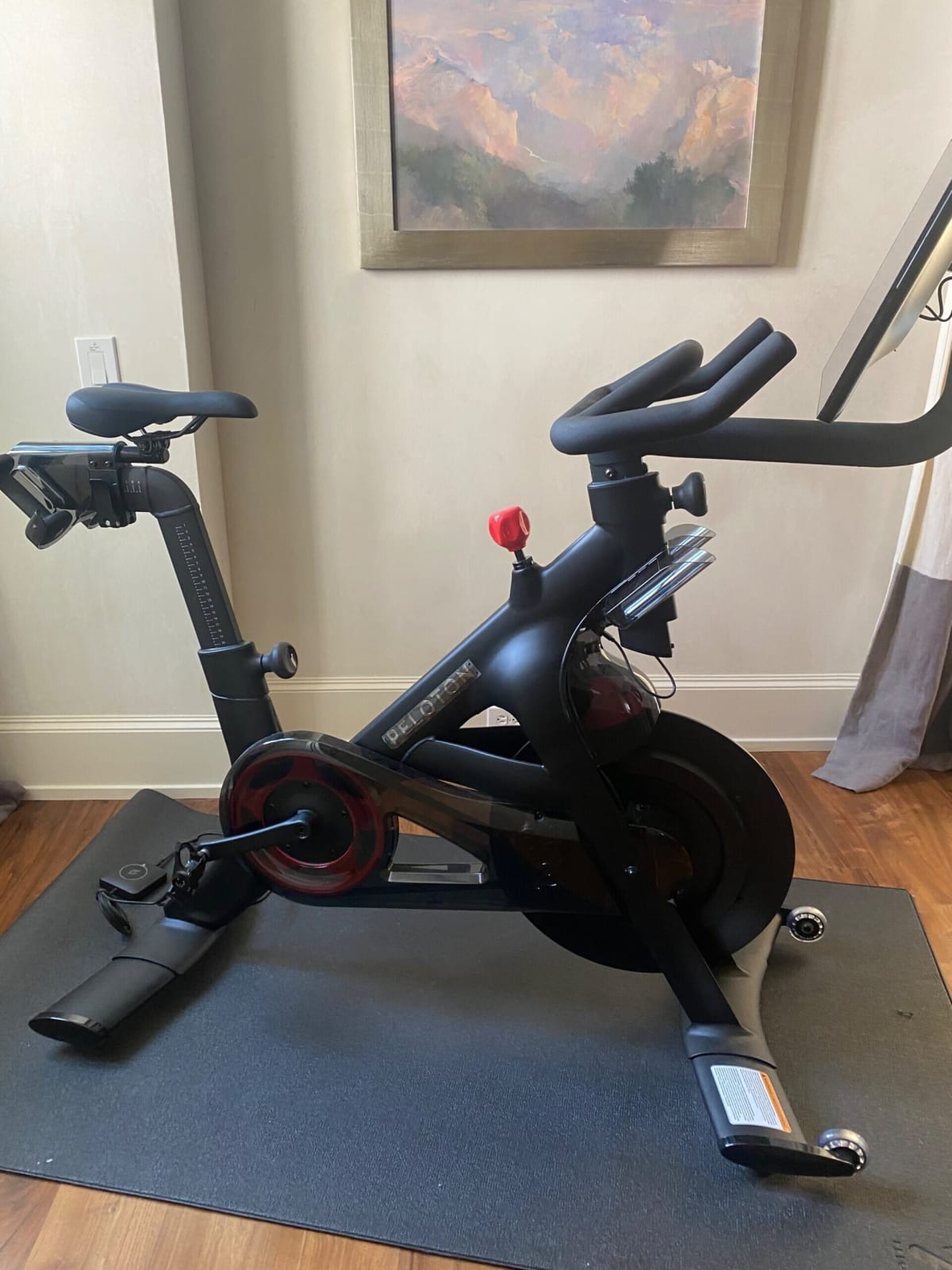 Peloton Bike Plus – Excellent, <30 Rides, 2019, Houston
