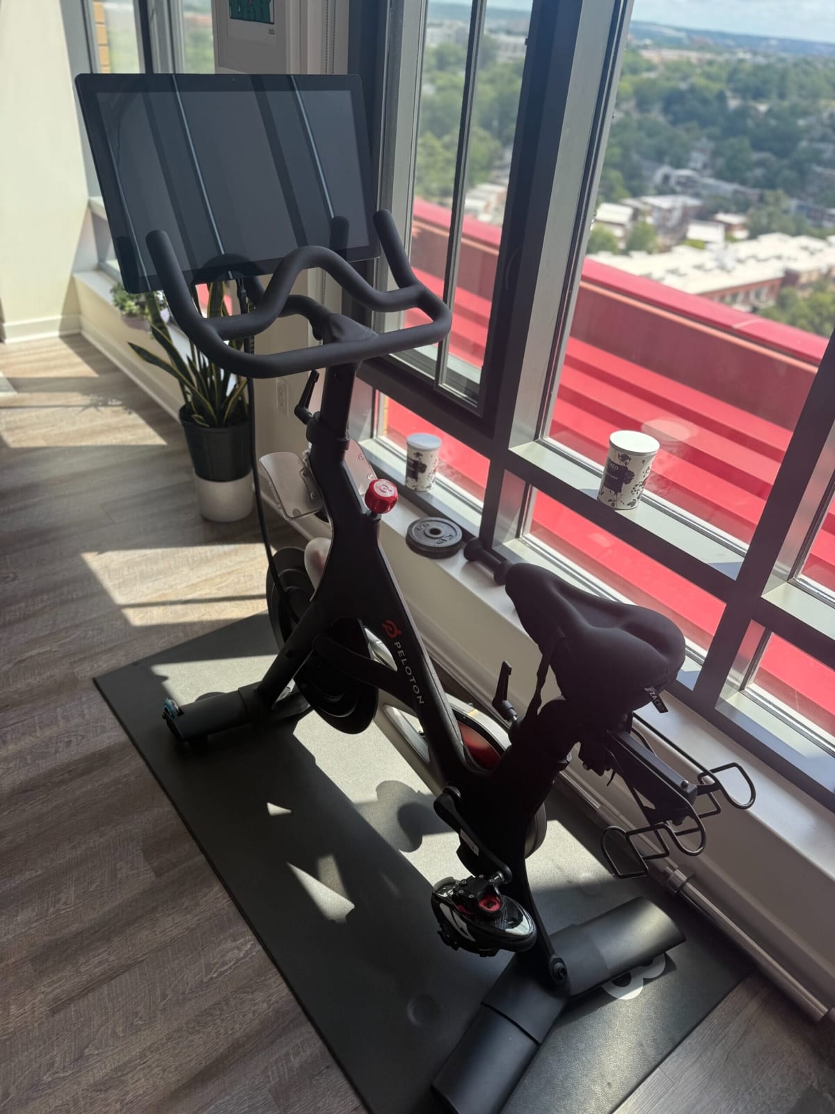 Peloton Bike 3rd Gen 2021 – 11 Rides, Alexandria