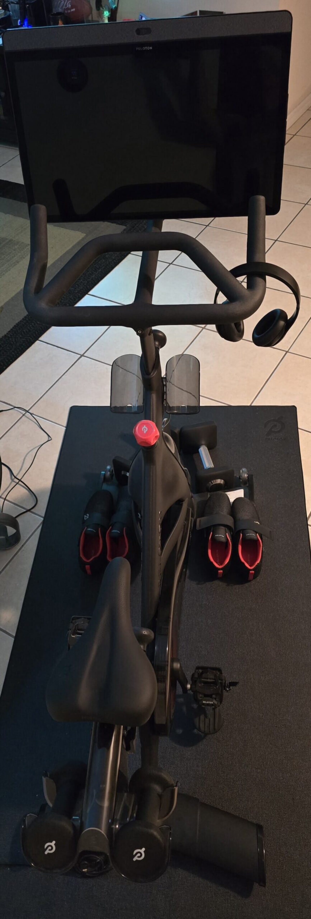 Peloton Bike Plus Excellent Condition Low Usage 0-50 Rides – Port St. Lucie, FL