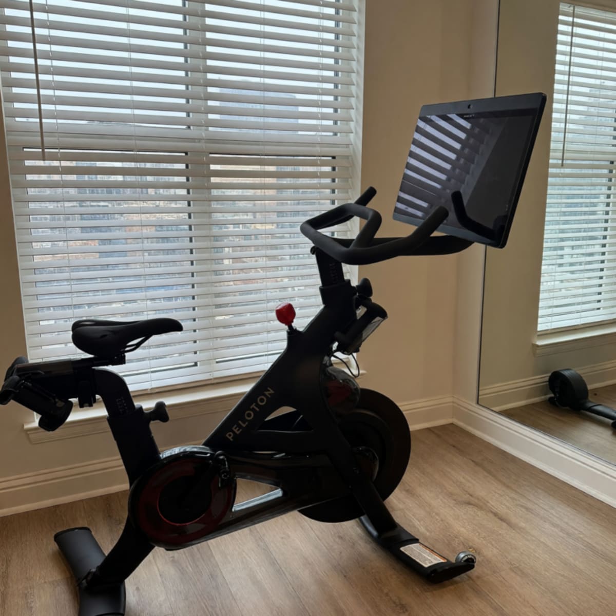 2020 Peloton Bike 2nd Gen Excellent Condition Low Usage – Metairie, LA