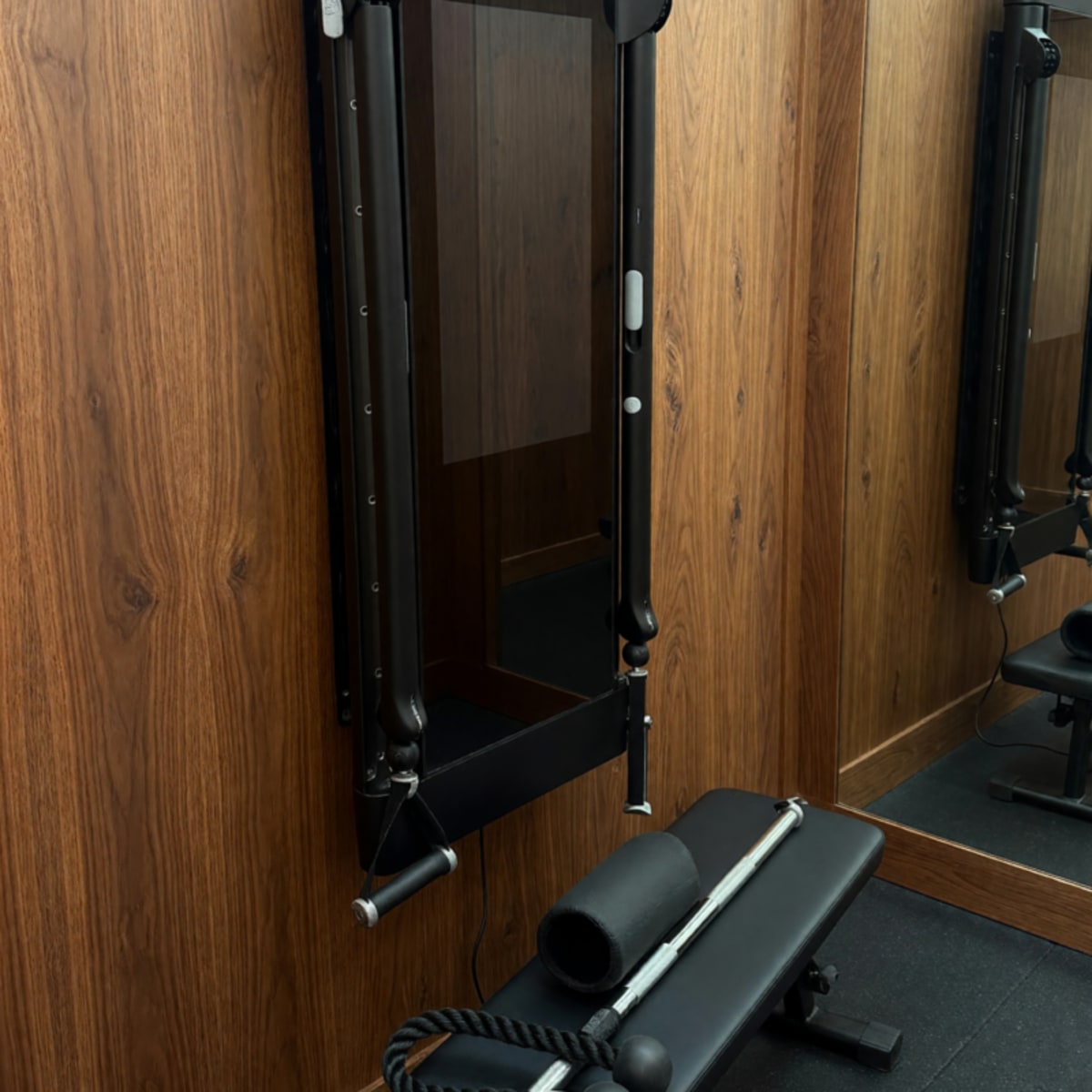 2021 Tonal Home Gym Very Good Condition 51-200 Rides – Hastings, FL