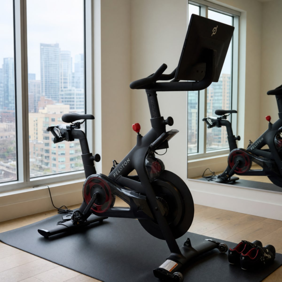 2021 Peloton Bike Plus in Excellent Condition with Low Usage – Morrisville, PA