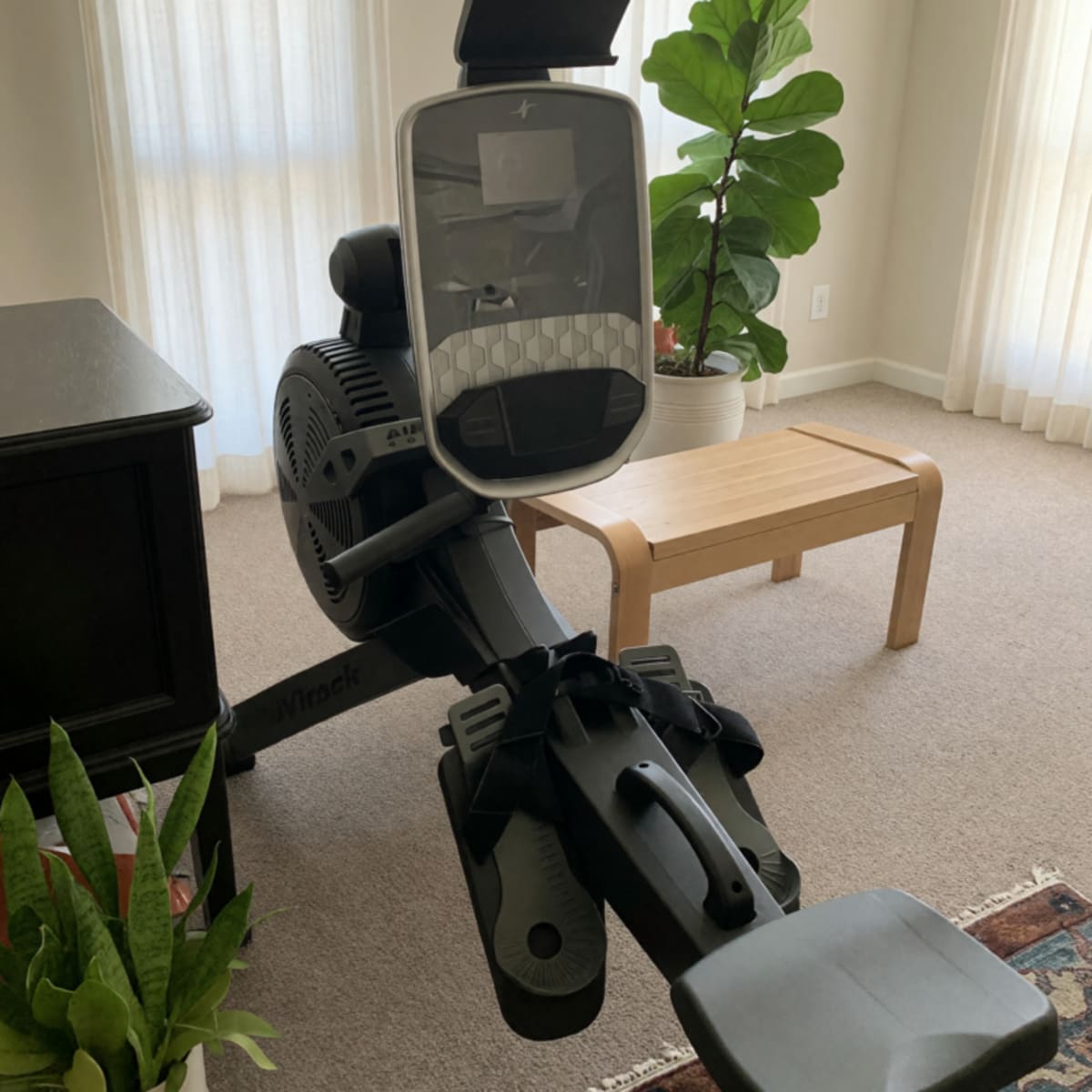 2020 NordicTrack Rower NTRW99147.1 Excellent Condition with Tablet Holder – Los Angeles, CA