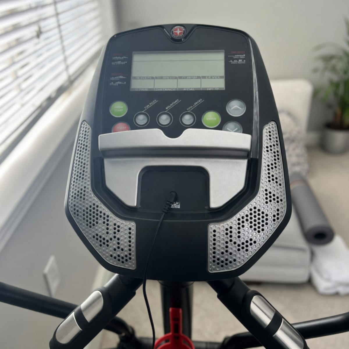 2018 Schwinn A40 Elliptical Very Good Condition Magnetic Resistance – Garden City, NY