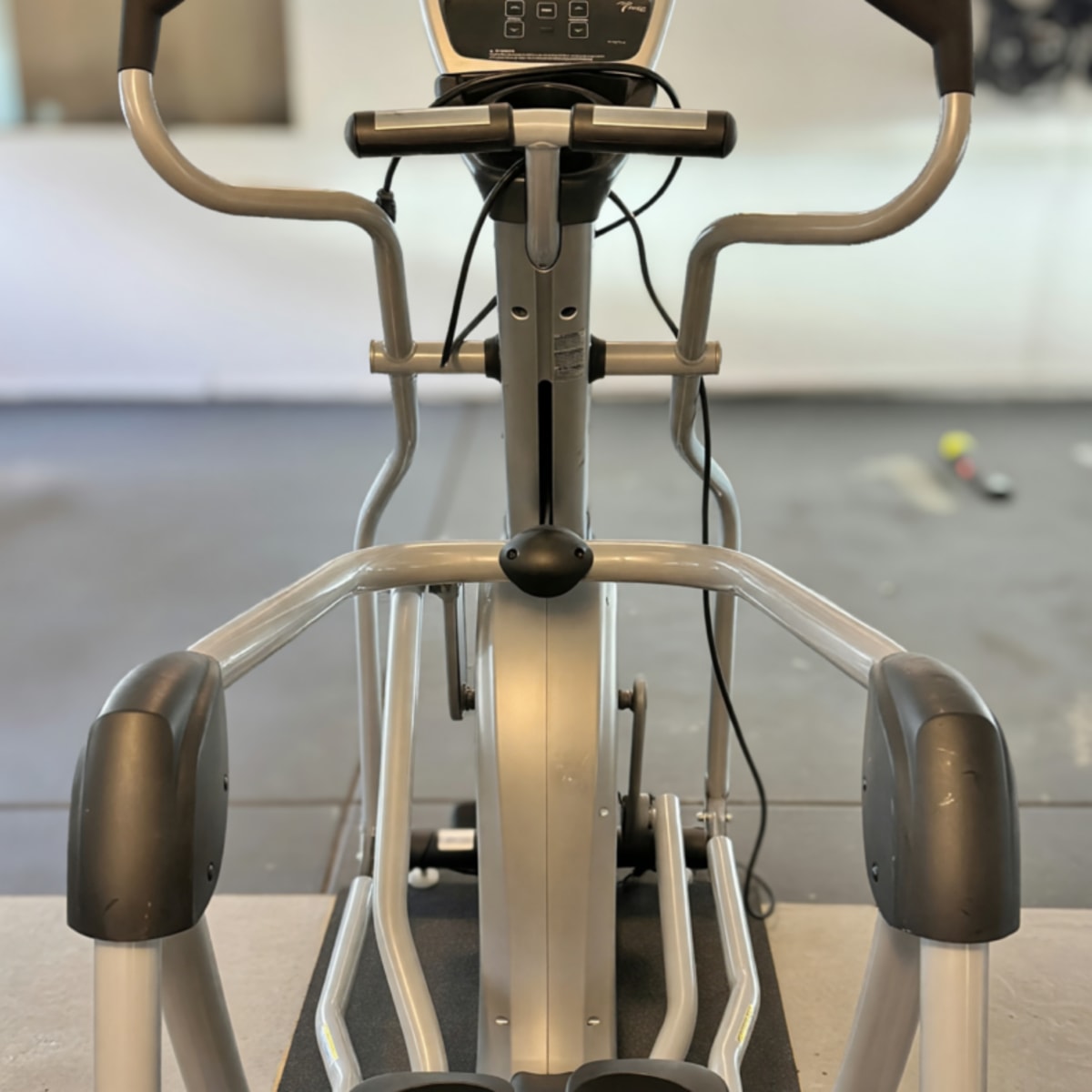 2020 Like New Vision Fitness S7100HRT Elliptical with Adjustable Stride – Hayward, CA