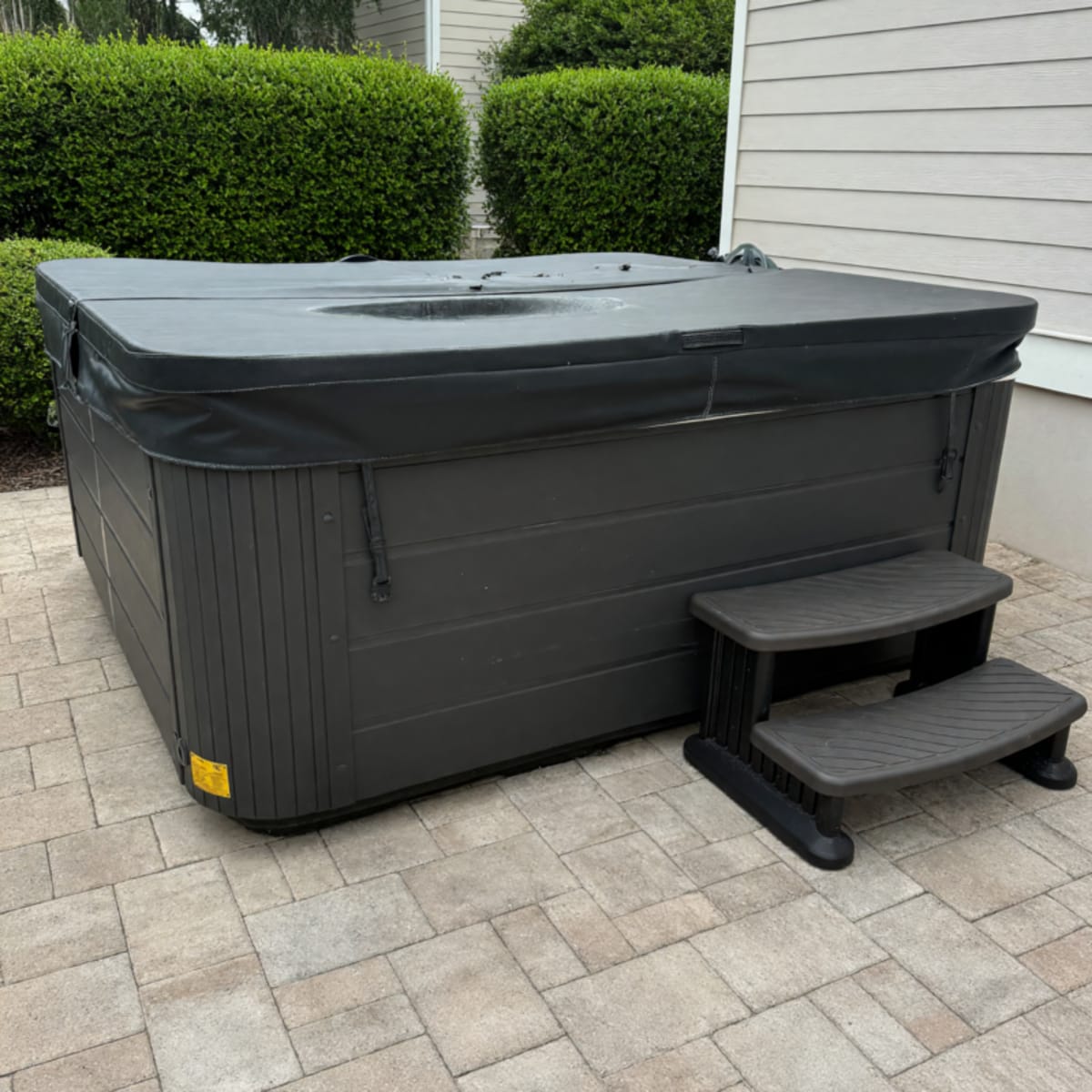 2021 Sunrans SR 878 Hot Tub Good Condition 4-5 Person Capacity – Middleburg, FL