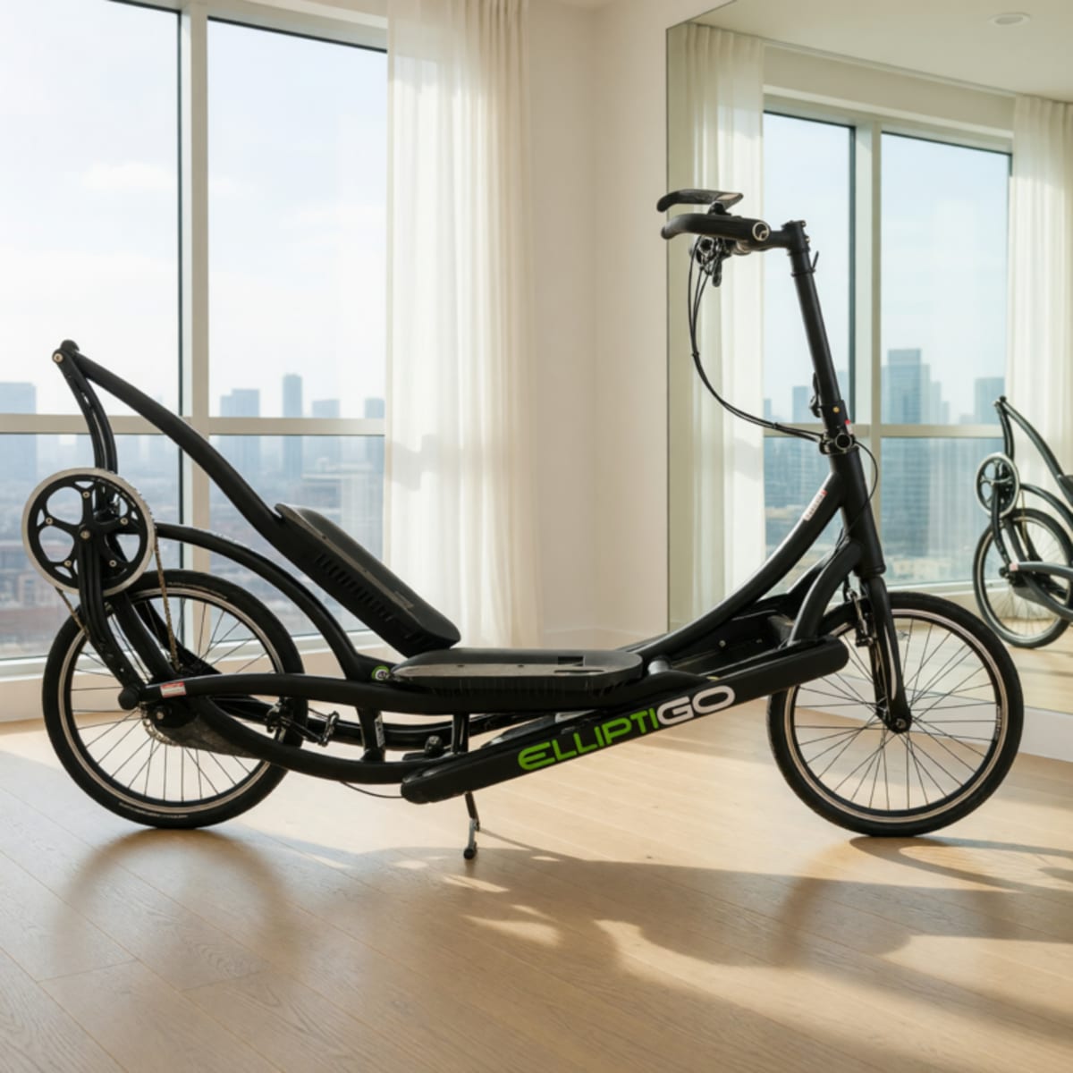 2022 Peloton Bike 2nd Gen Very Good Condition with Seat Cushion – Baton Rouge, LA