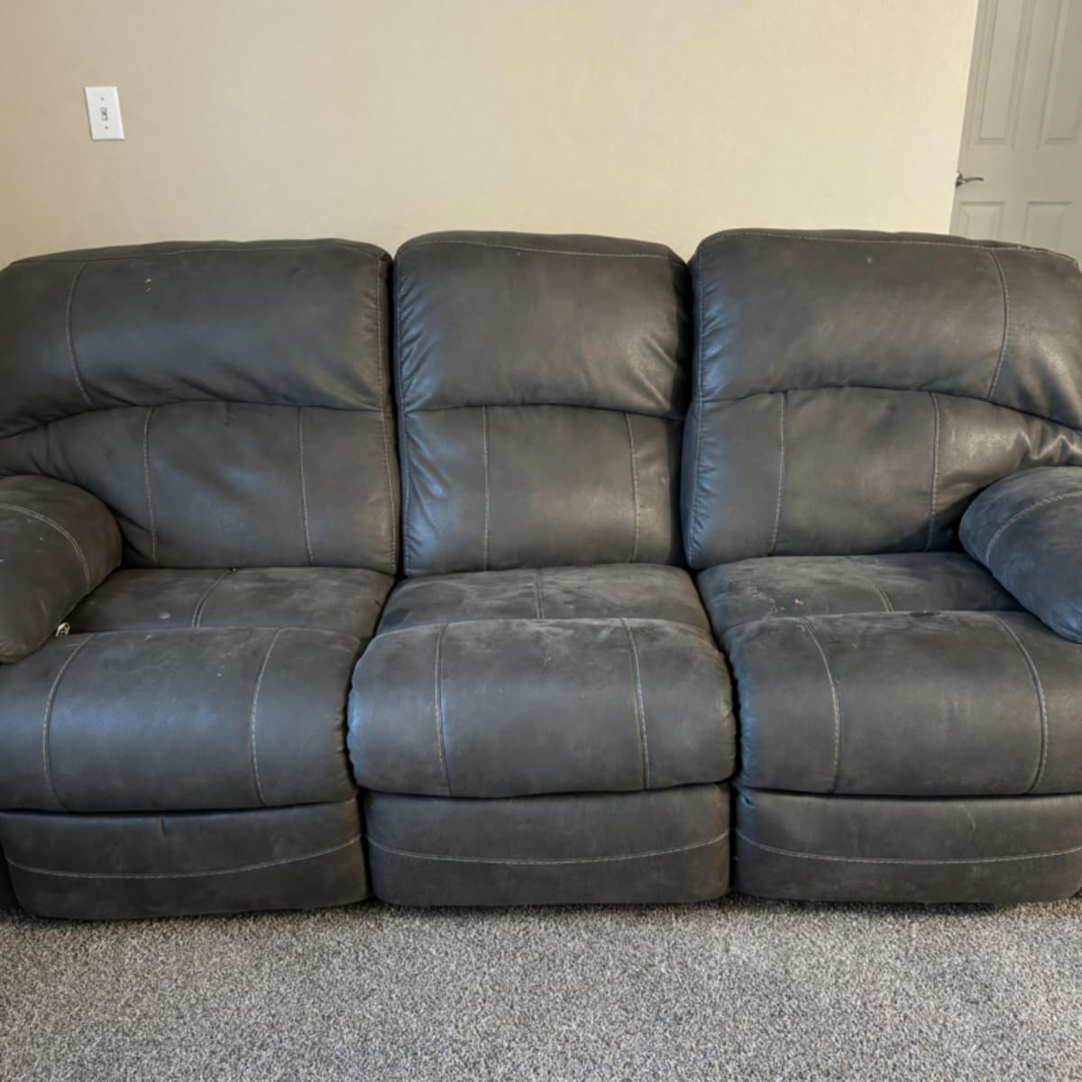 New Sofa - Contemporary Design, Premium Comfort - Overland Park, KS