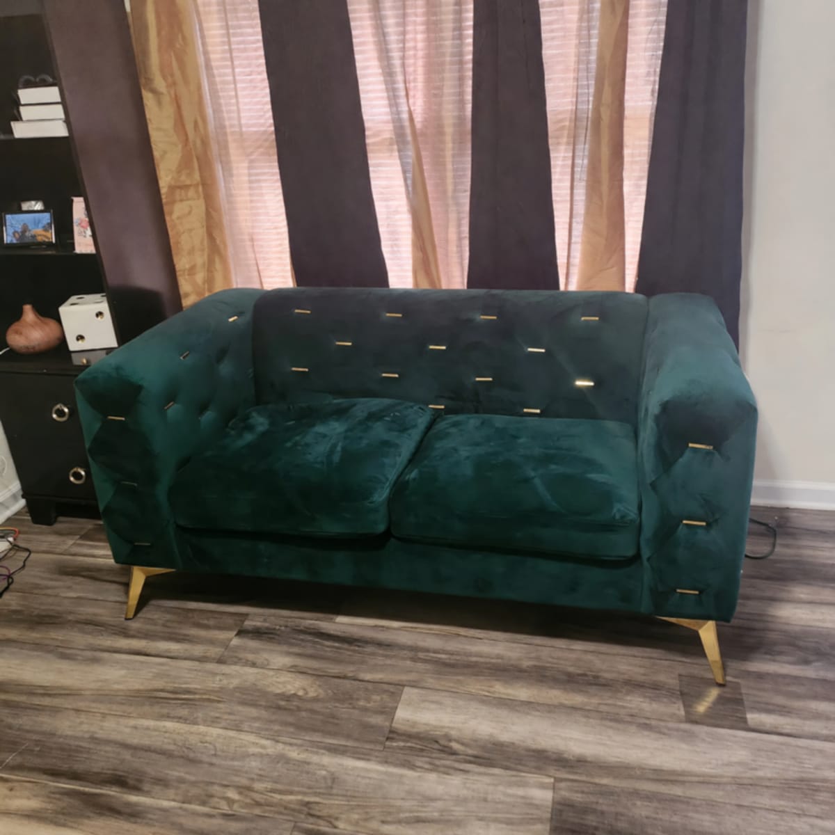 Sofa Emerald Green Suede Loveseat and Sofa Set – New Condition – Raleigh, NC