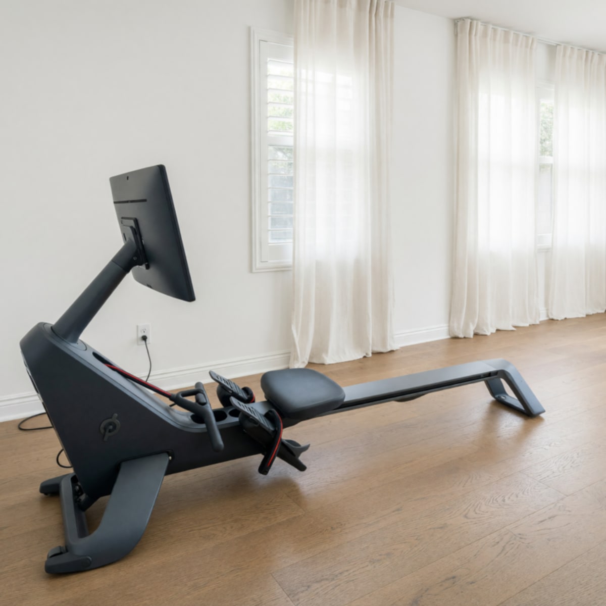 2022 Peloton Row – Like New, Under 100 Rides – San Diego, CA