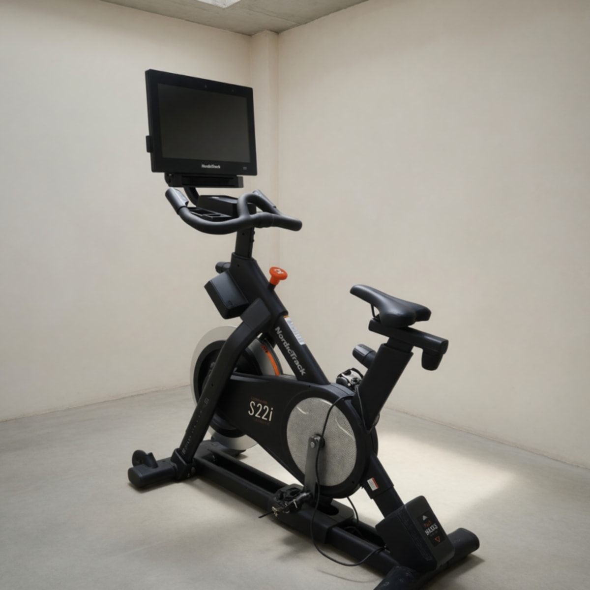 NordicTrack S22i Studio Cycle – Good Condition, Bluetooth Enabled – Ridgewood, NY