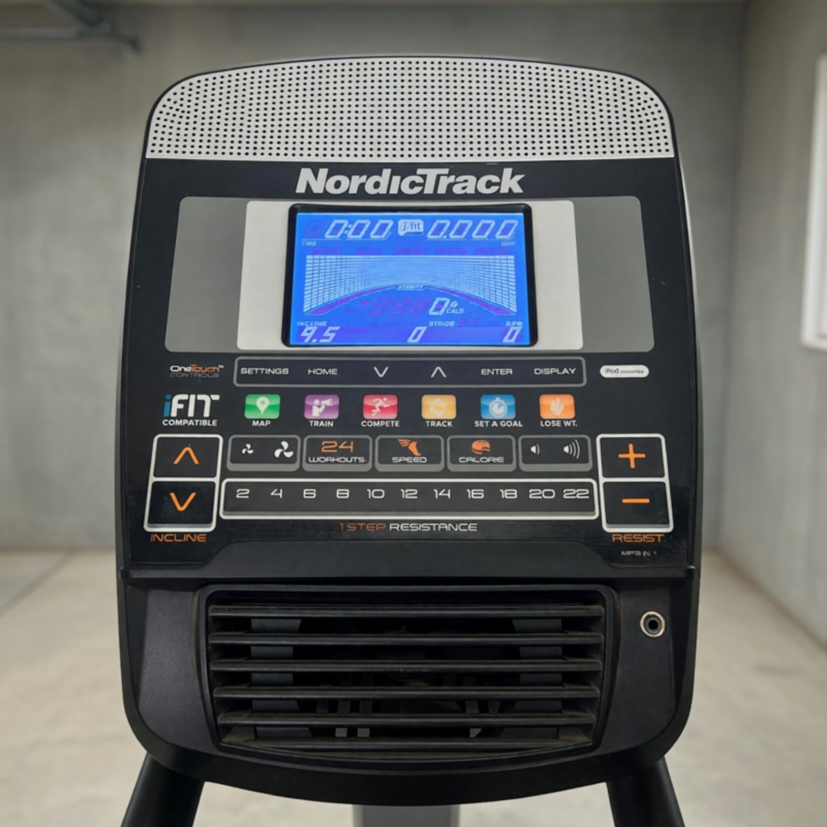 NordicTrack Power Incline 7.7 Elliptical – Good Condition, Adjustable Stride – New York, NY