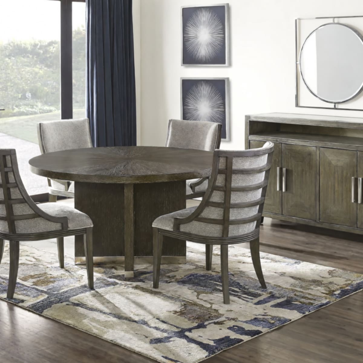 Taylor Trace 5-Piece Round Dining Set – Like New, Rich Brown – Lawrenceville, GA