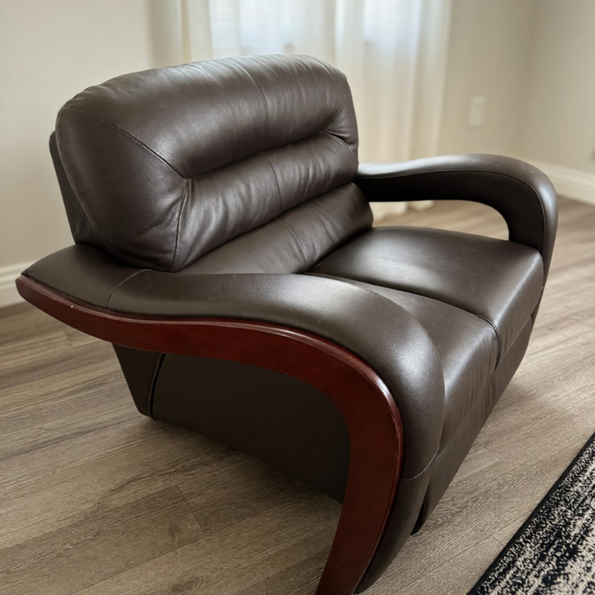 Dark Brown Leather Sofa and Loveseat Set – Good Condition – Rialto, CA
