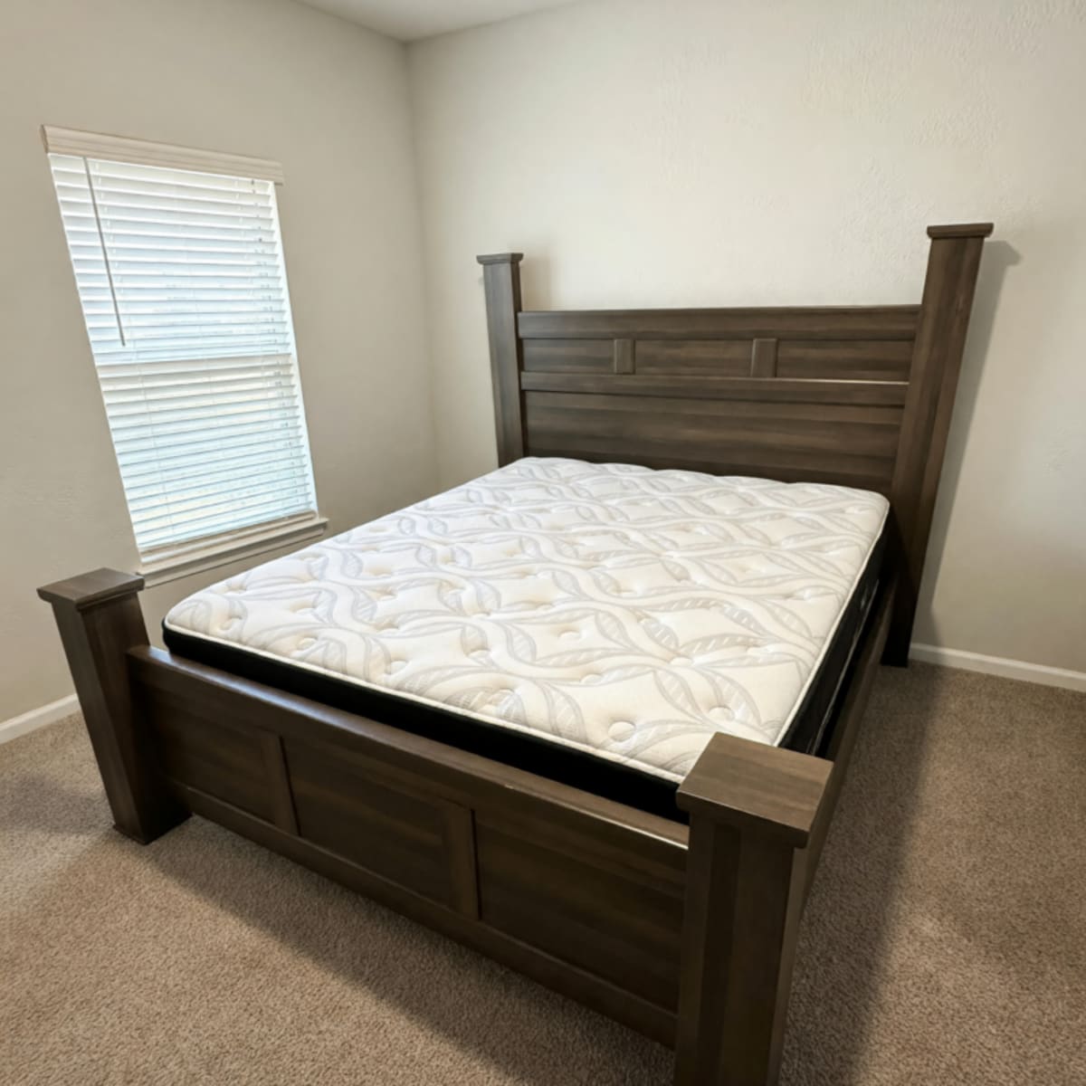 Ashley Juararo California King Bedroom Set – Good Condition, 3 Pieces – Jonesboro, GA