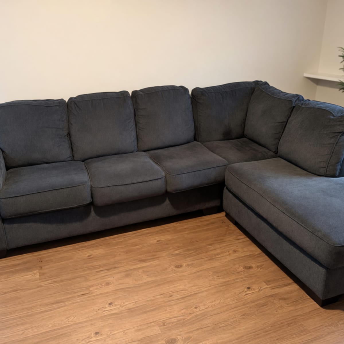 American Dream Furniture Sofa and Loveseat Set – Good Condition – Colorado Springs, CO