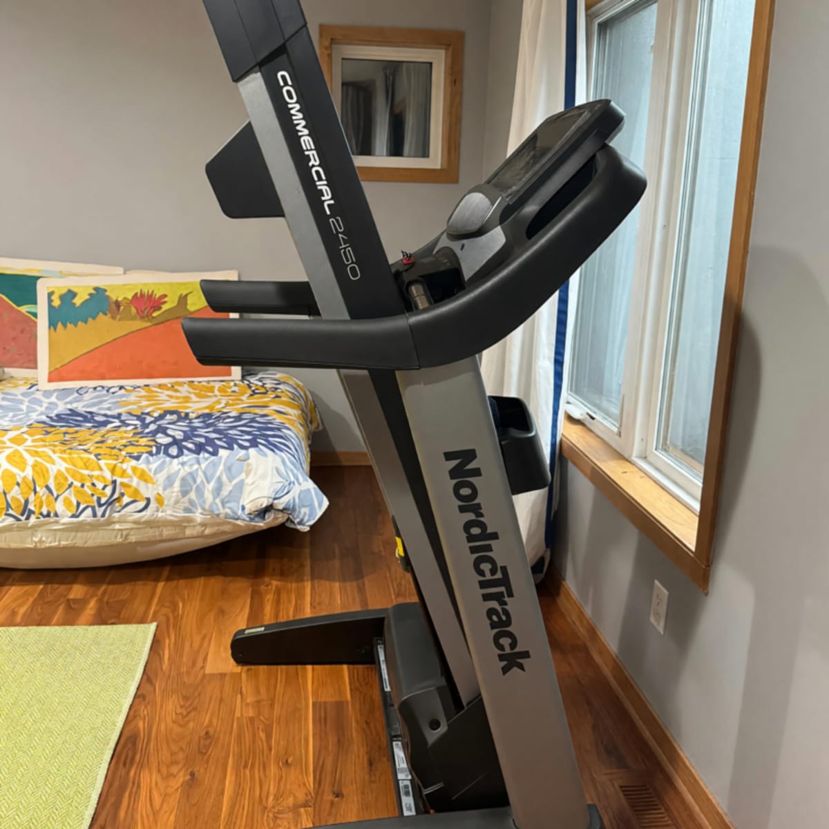 2020 NordicTrack Commercial 2450 Treadmill – Like New, Folding Design – Wayzata, MN